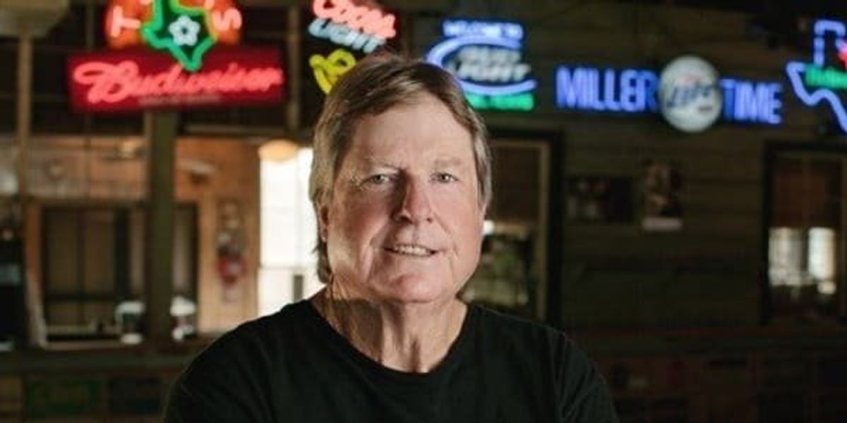 Music and beer-loving Gruene Hall owner Pat Molak dies at 76