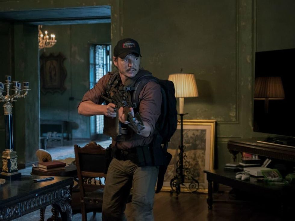 Pedro Pascal in Triple Frontier