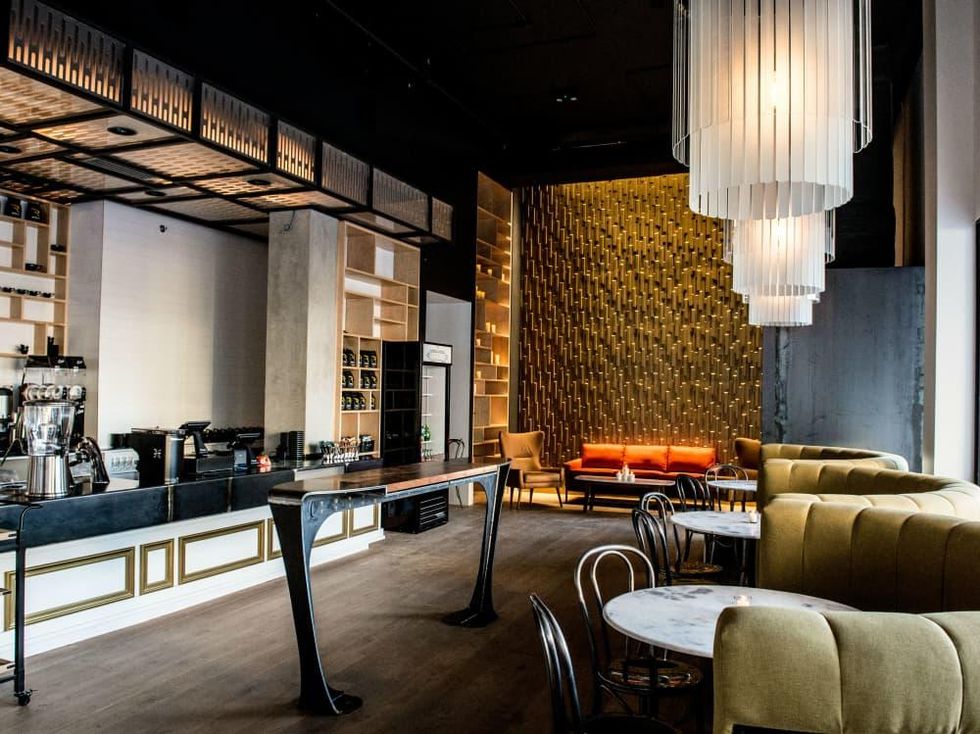 Rosella at the Rand interior 1