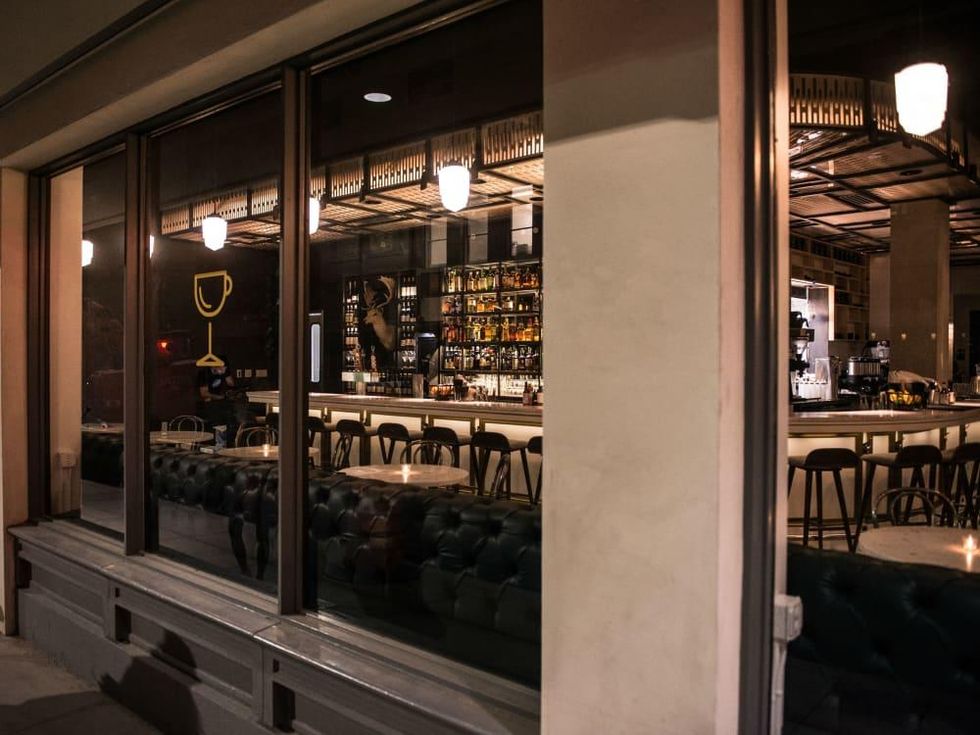 Rosella at the Rand interior 3