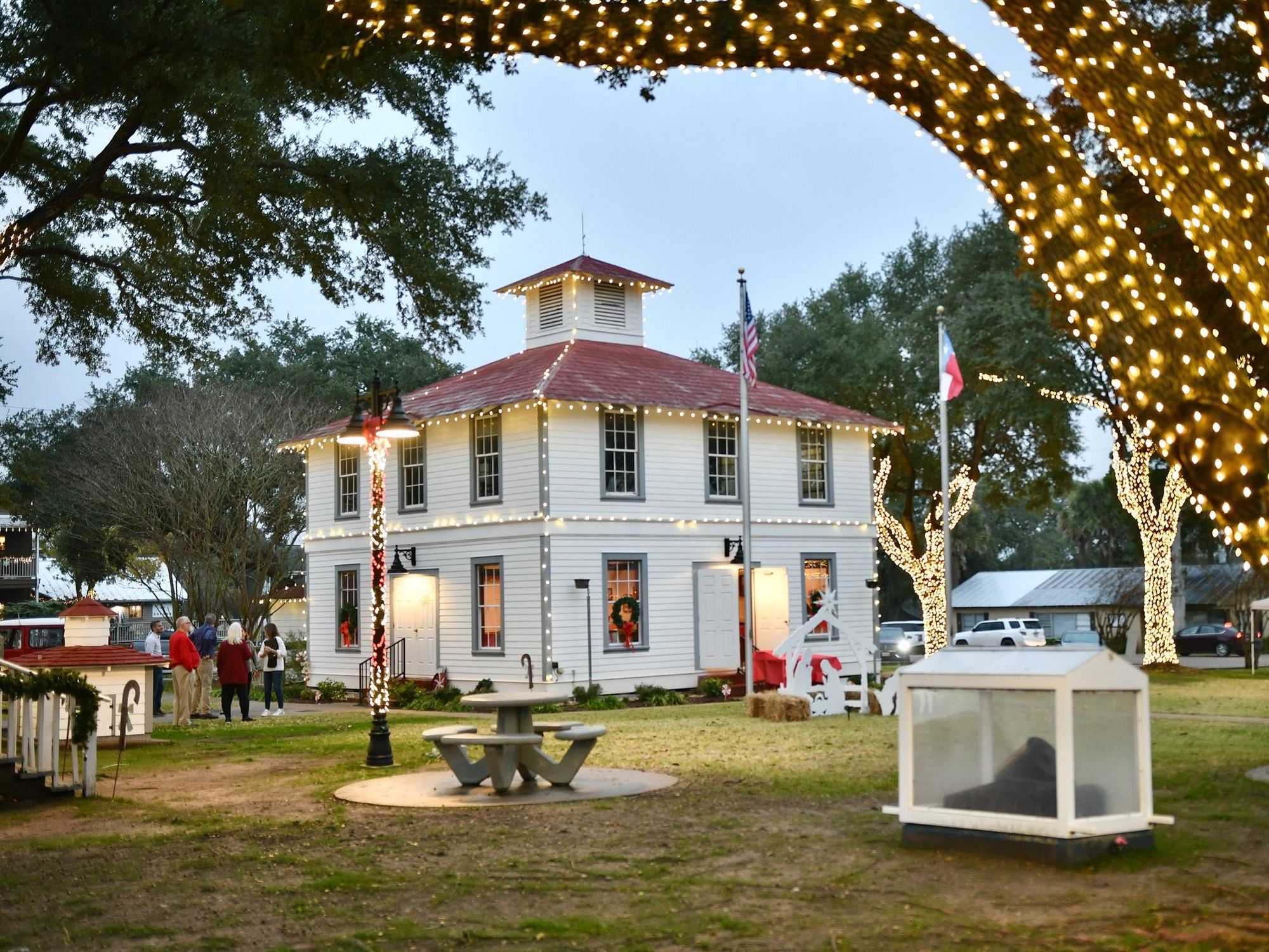 Round Top Town Square holidays 2022