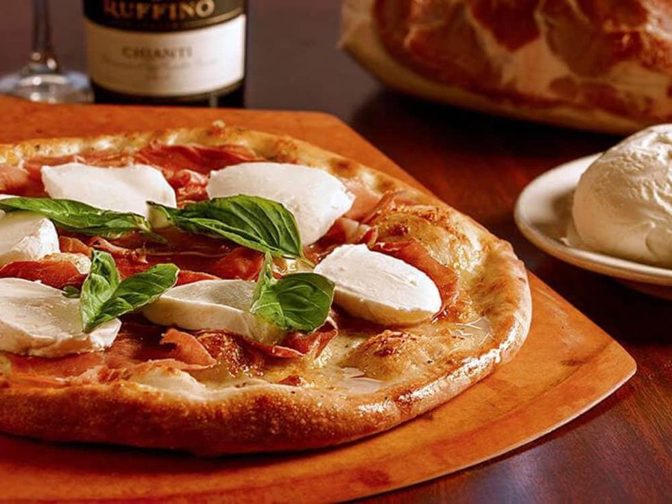 Russo's restaurant pizza