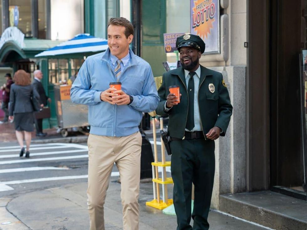 Ryan Reynolds and Lil Rel Howery in Free Guy