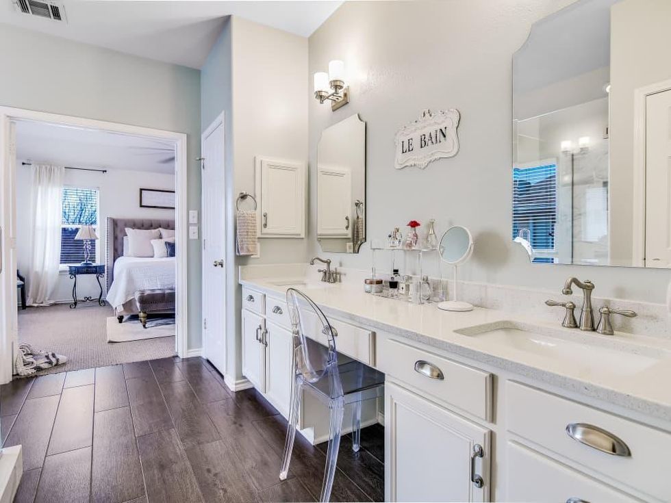 SA_1483 Bluff Forest