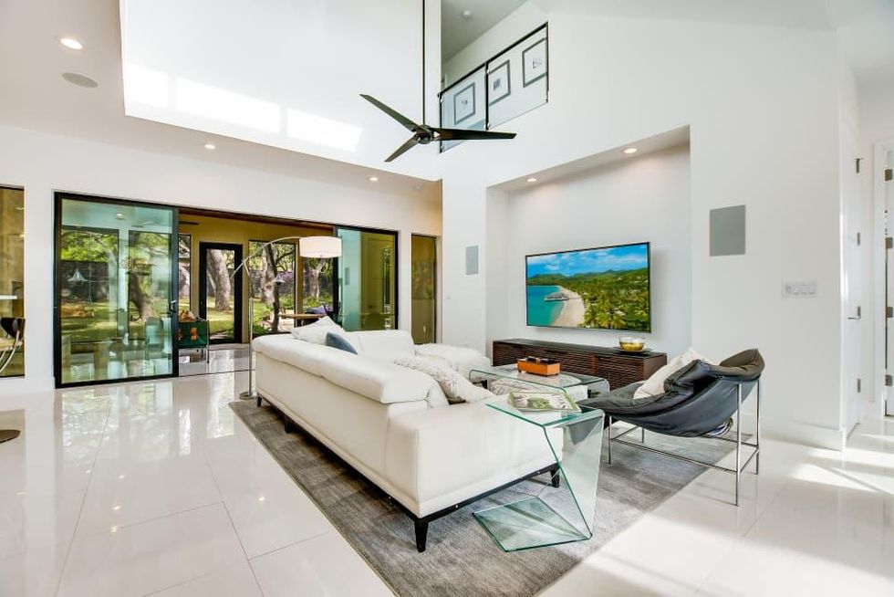 SA_16919 Happy Hollow Drive