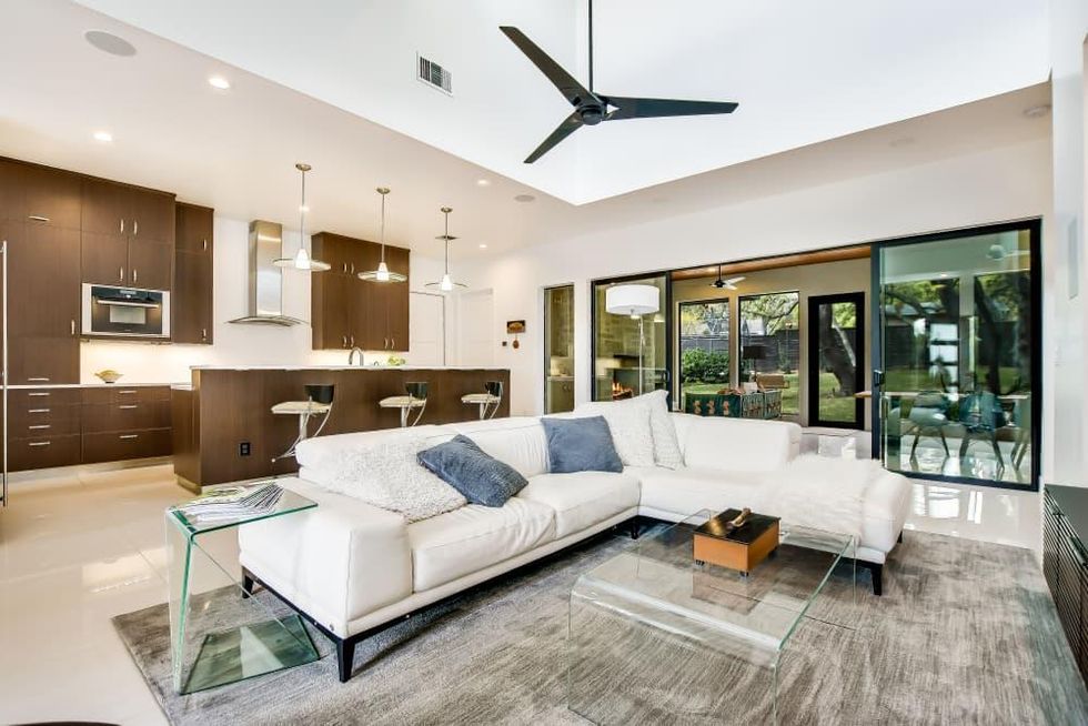 SA_16919 Happy Hollow Drive