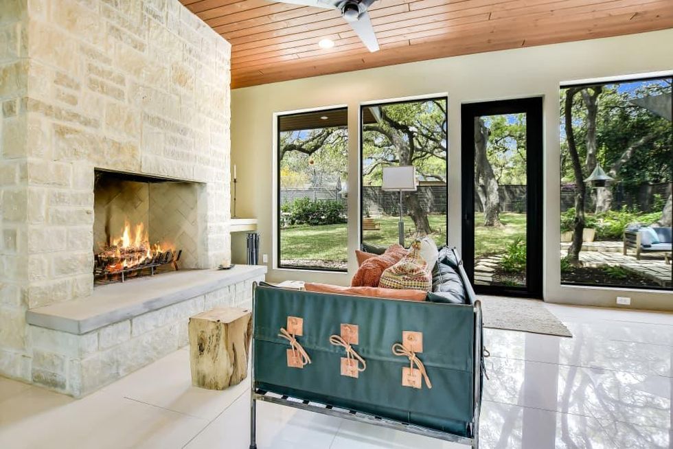 SA_16919 Happy Hollow Drive