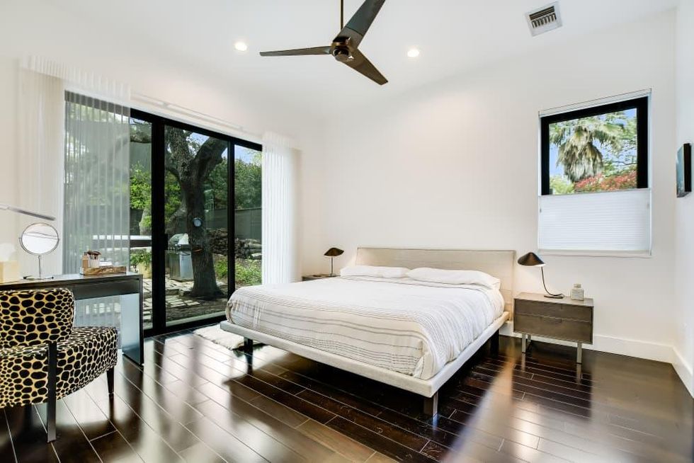 SA_16919 Happy Hollow Drive