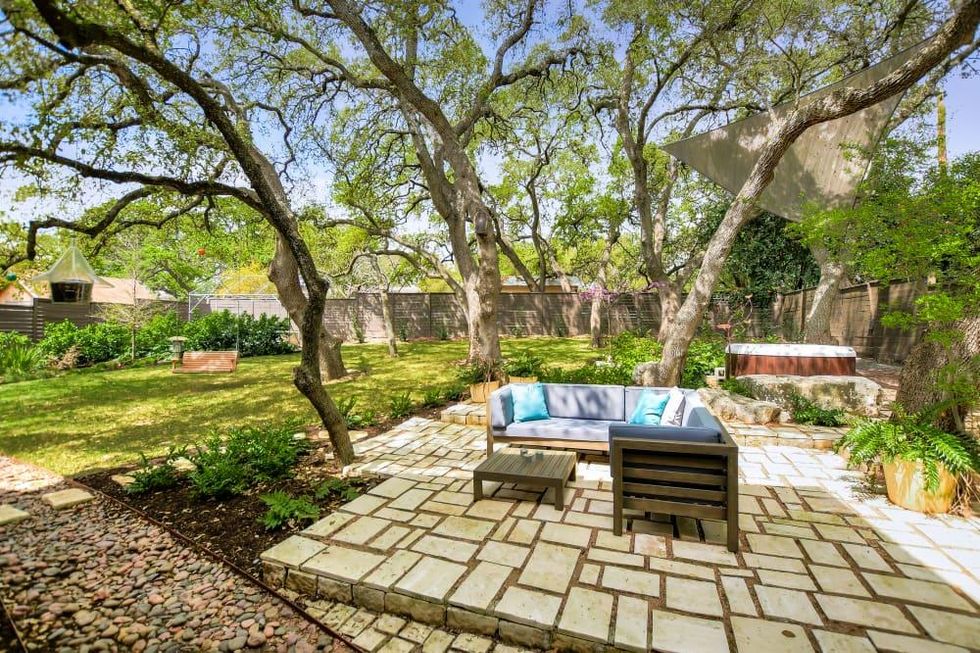 SA_16919 Happy Hollow Drive