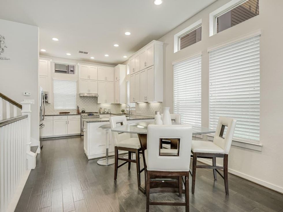 SA_2721 North Pine Street