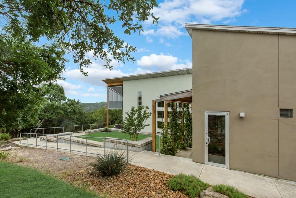 SA_27234 Ranchland View