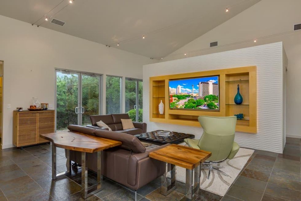 SA_27234 Ranchland View