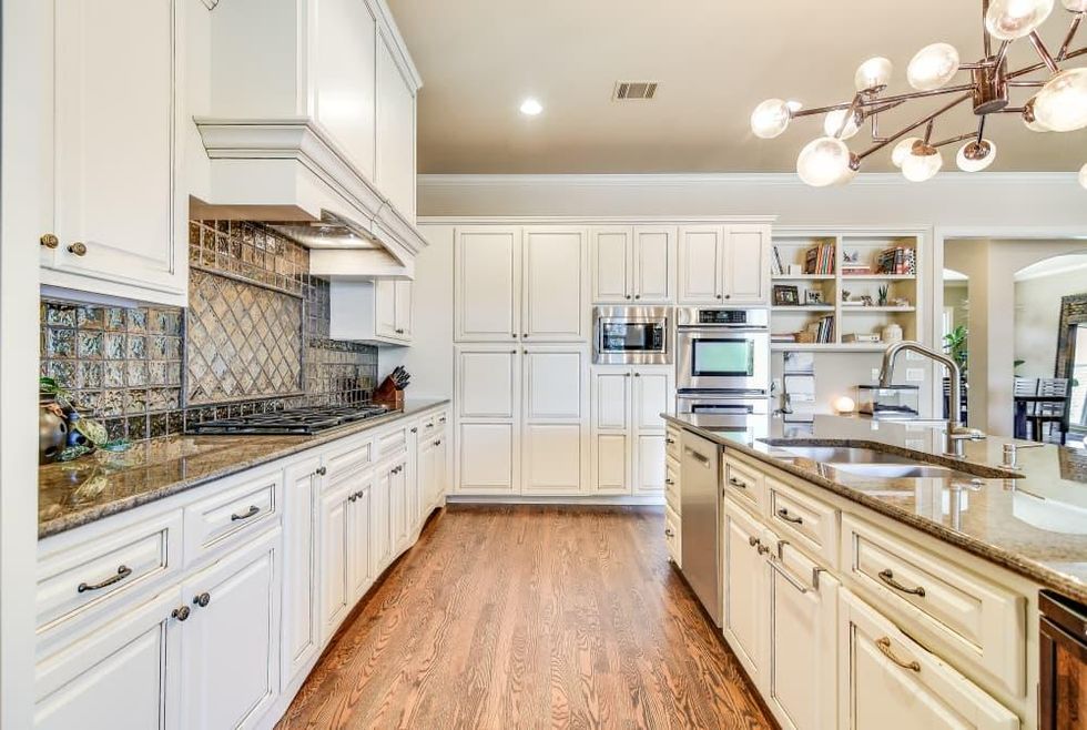 SA_ 304 Grandview Place