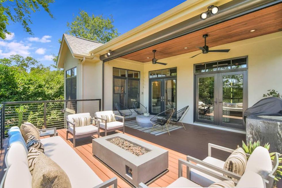 SA_ 304 Grandview Place