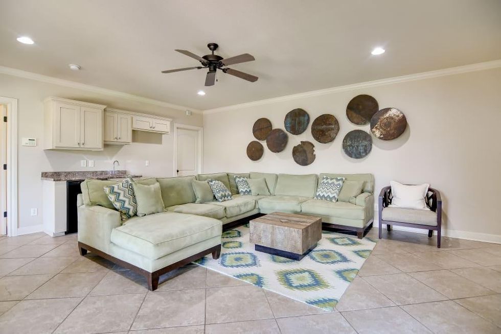 SA_ 304 Grandview Place