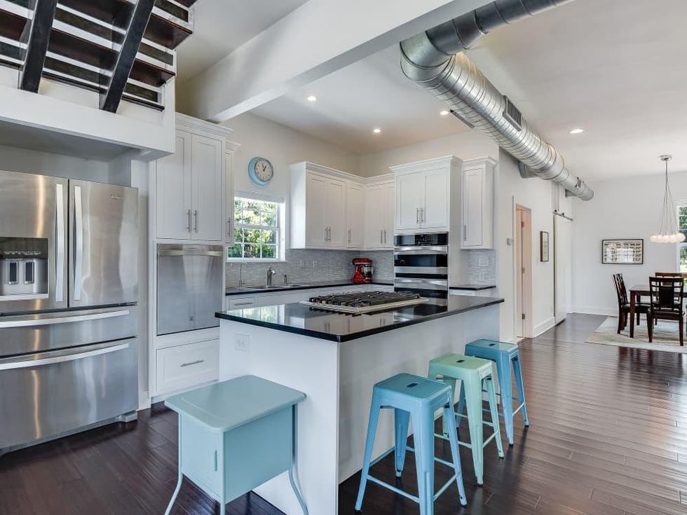 SA_512 N. Cherry Street