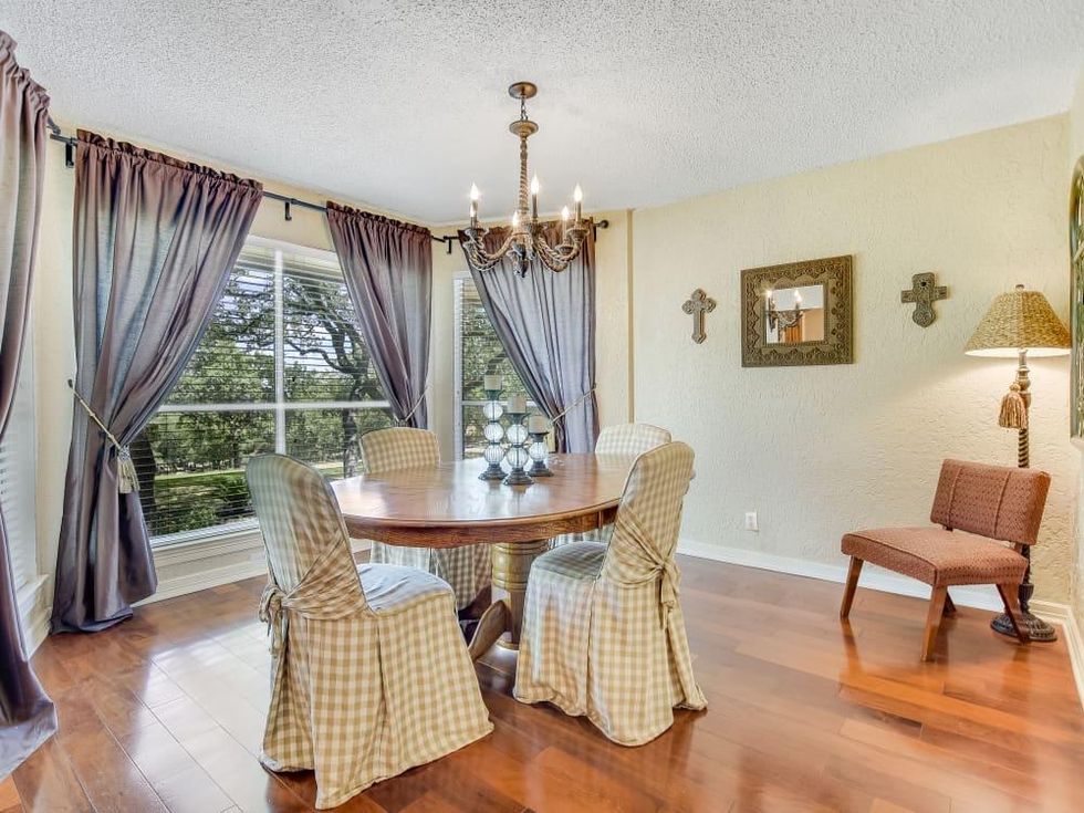 SA_9130 Saddle Trail