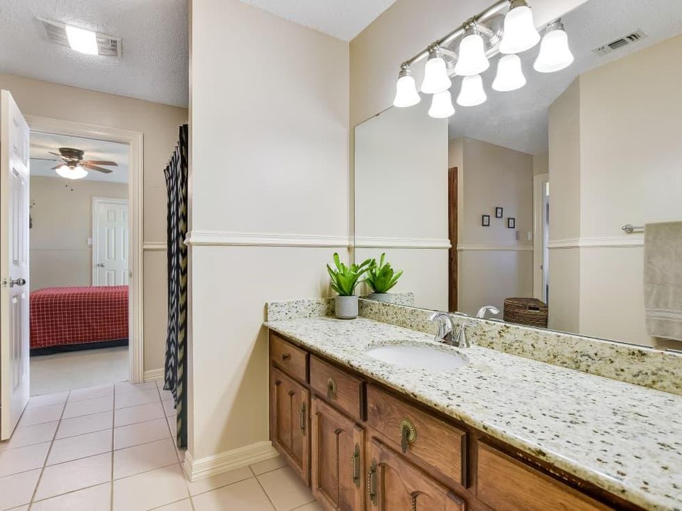 SA_9130 Saddle Trail