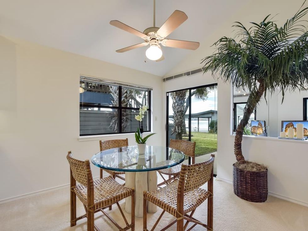 SA house_130 Web Isle