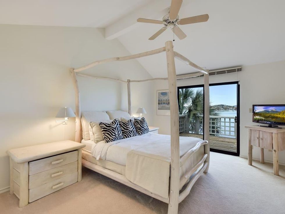 SA house_130 Web Isle