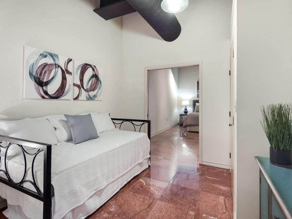 SA house_214 Travis #204