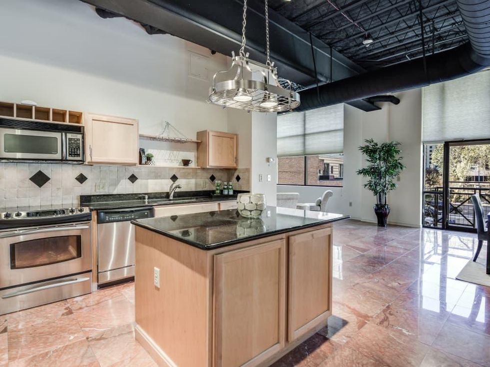 SA house_214 Travis #204