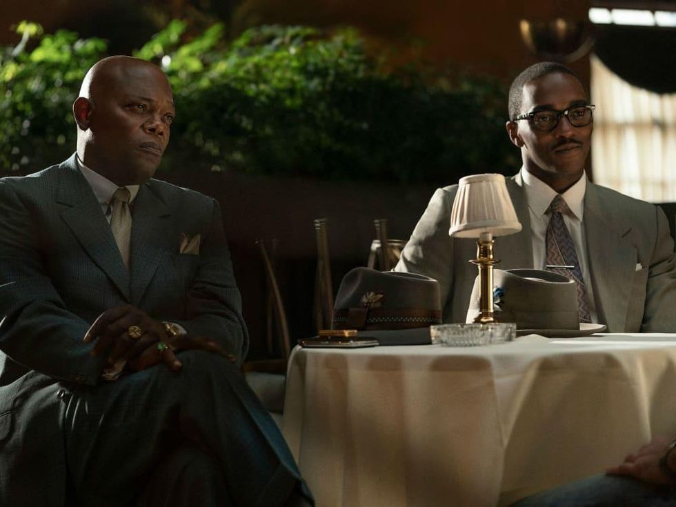 Samuel L. Jackson and Anthony Mackie in The Banker