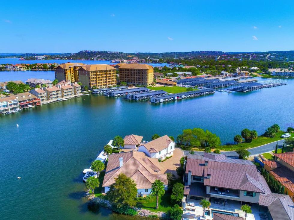 San Antonio_1022 Red Sales