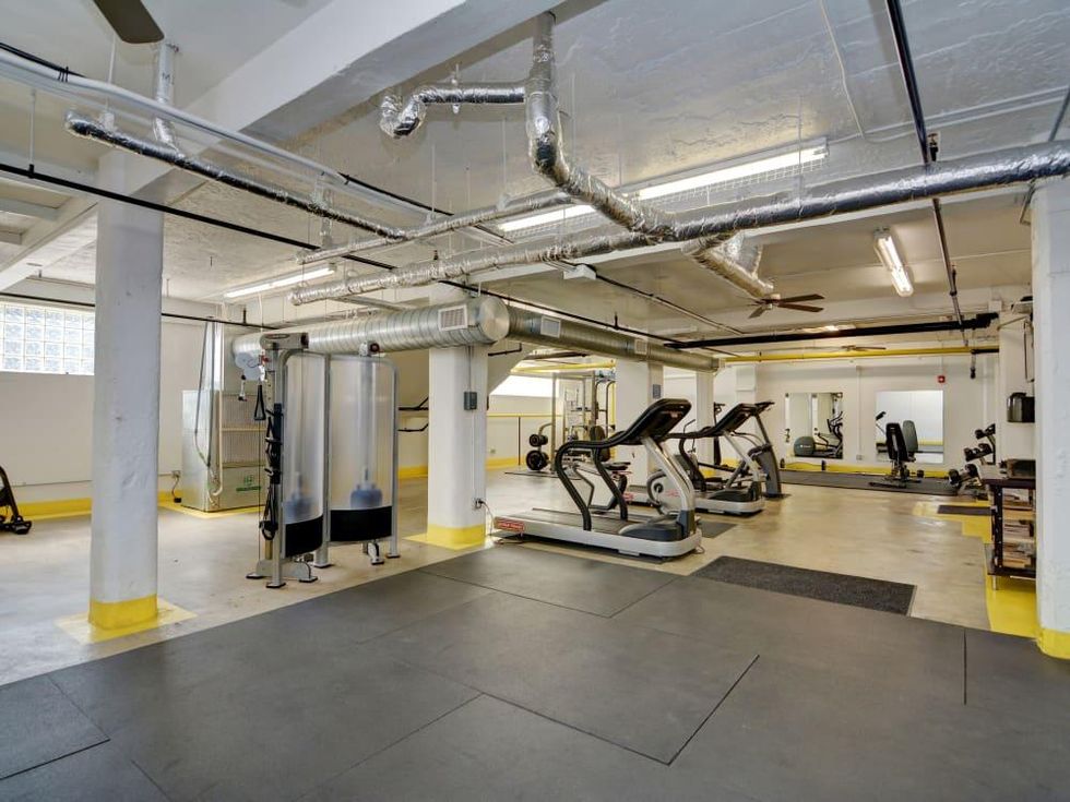 San Antonio_831 s. Flores St. 1202