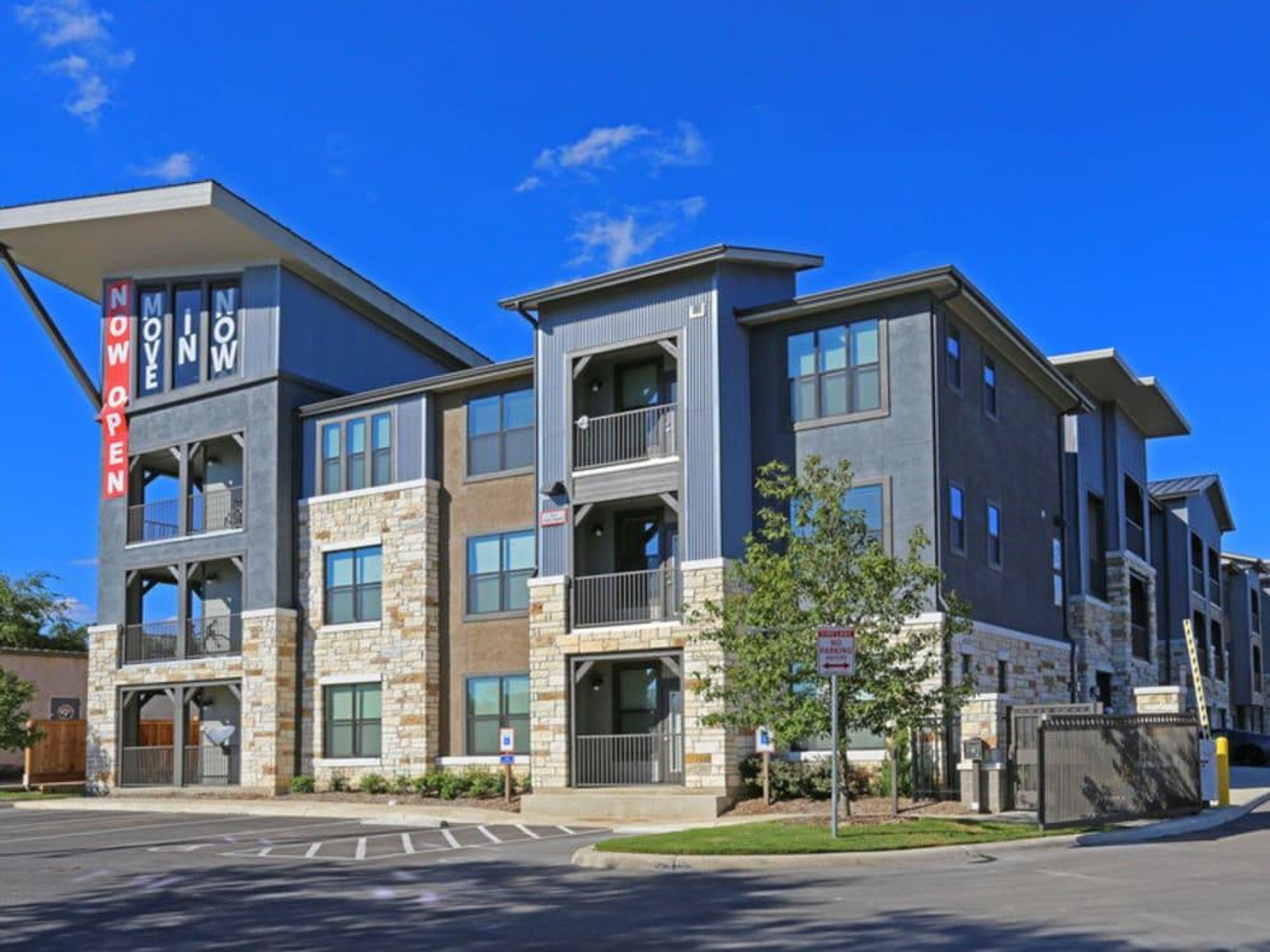 San Antonio apartment building