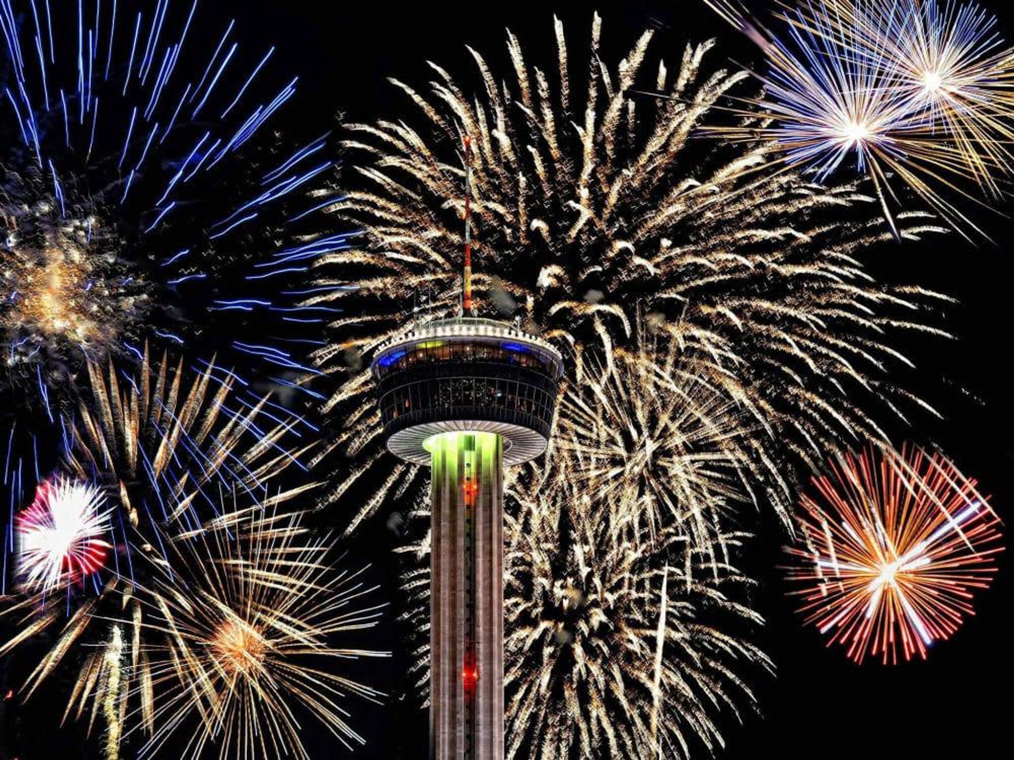 San Antonio fireworks Tower of the Americas fourth july independence day new years eve