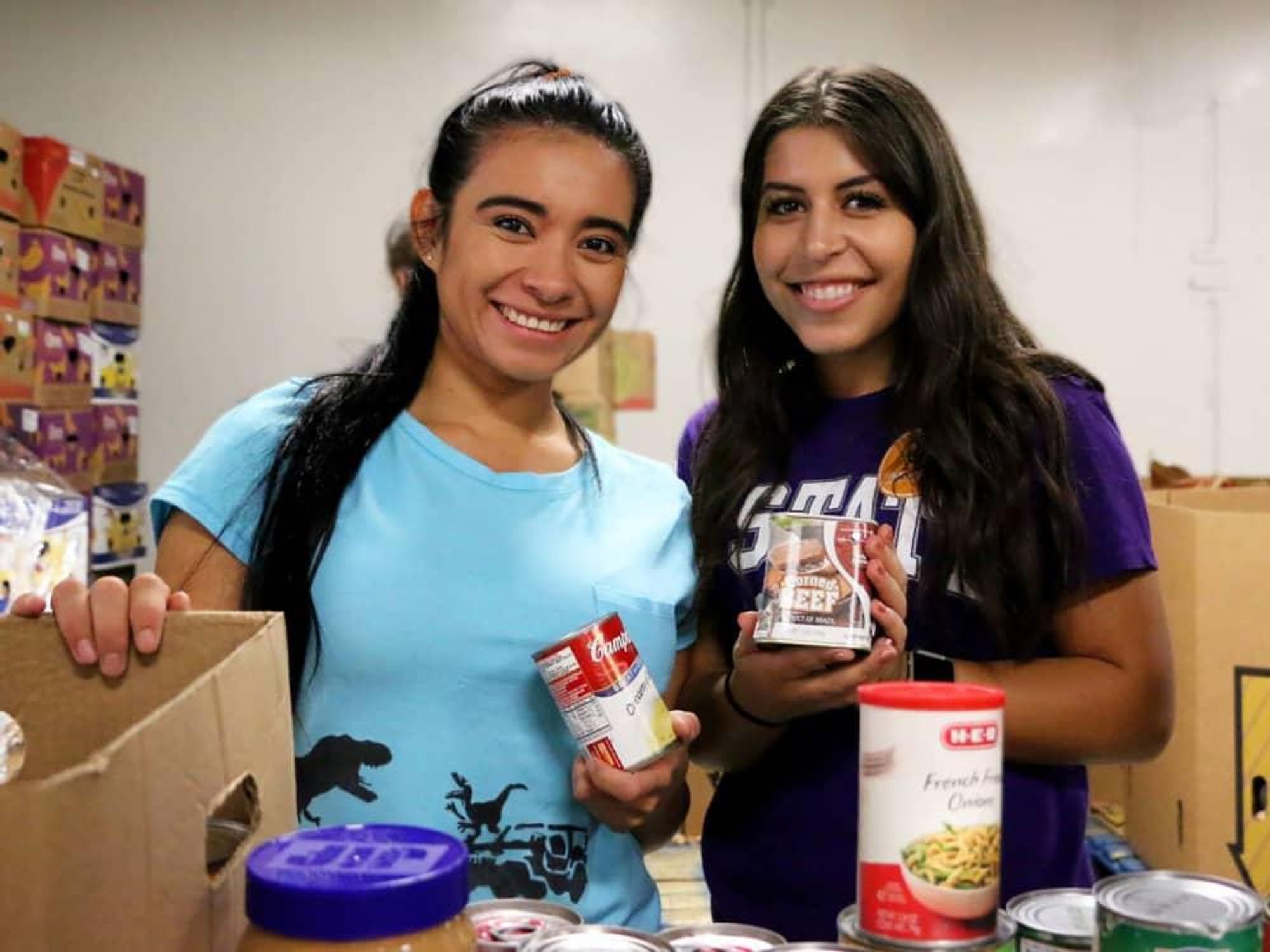 San Antonio Food Bank volunteers