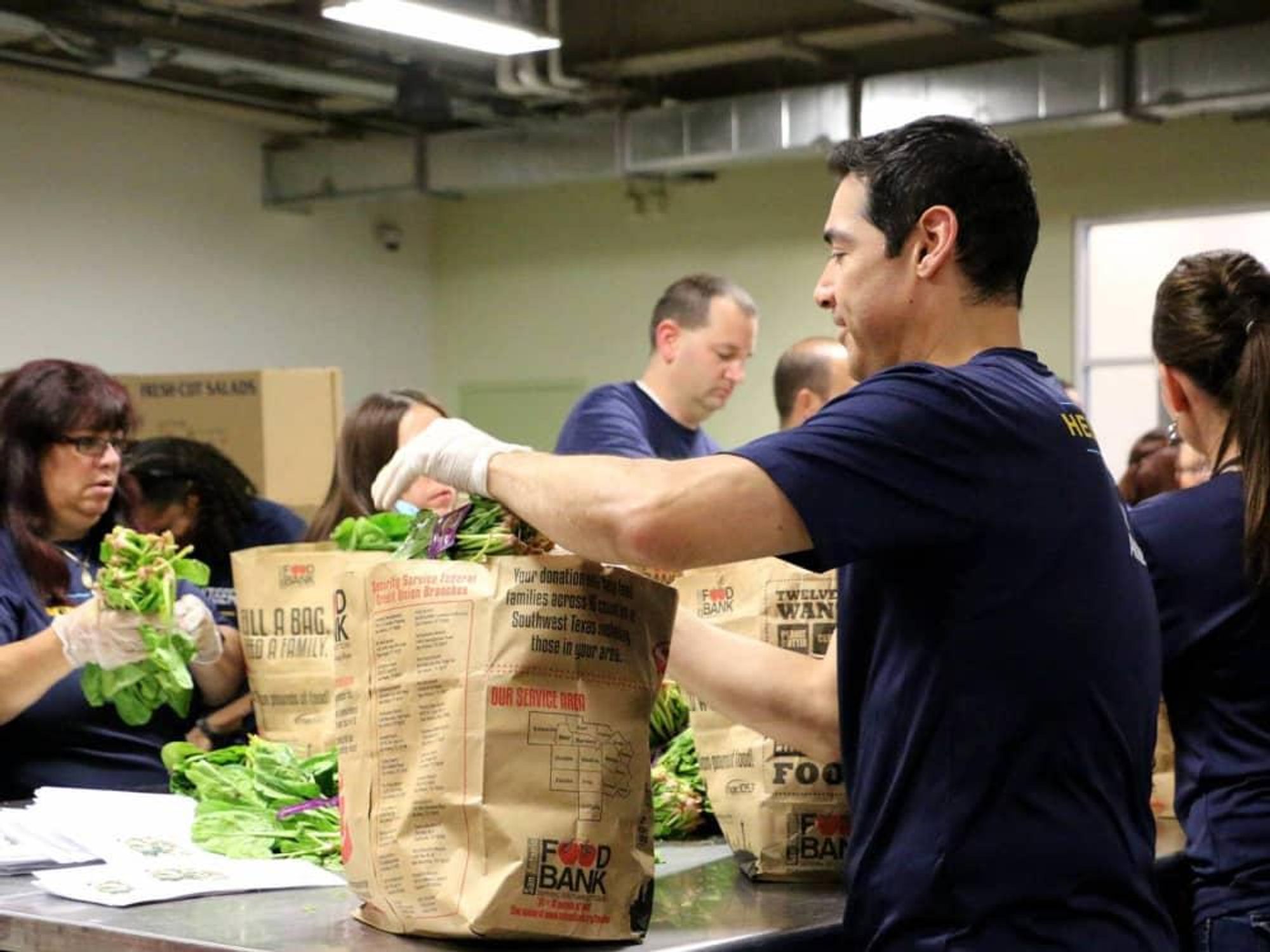 San Antonio Food Bank volunteers