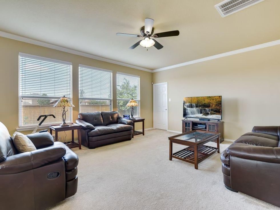 San Antonio house_10338 Floore Hollow