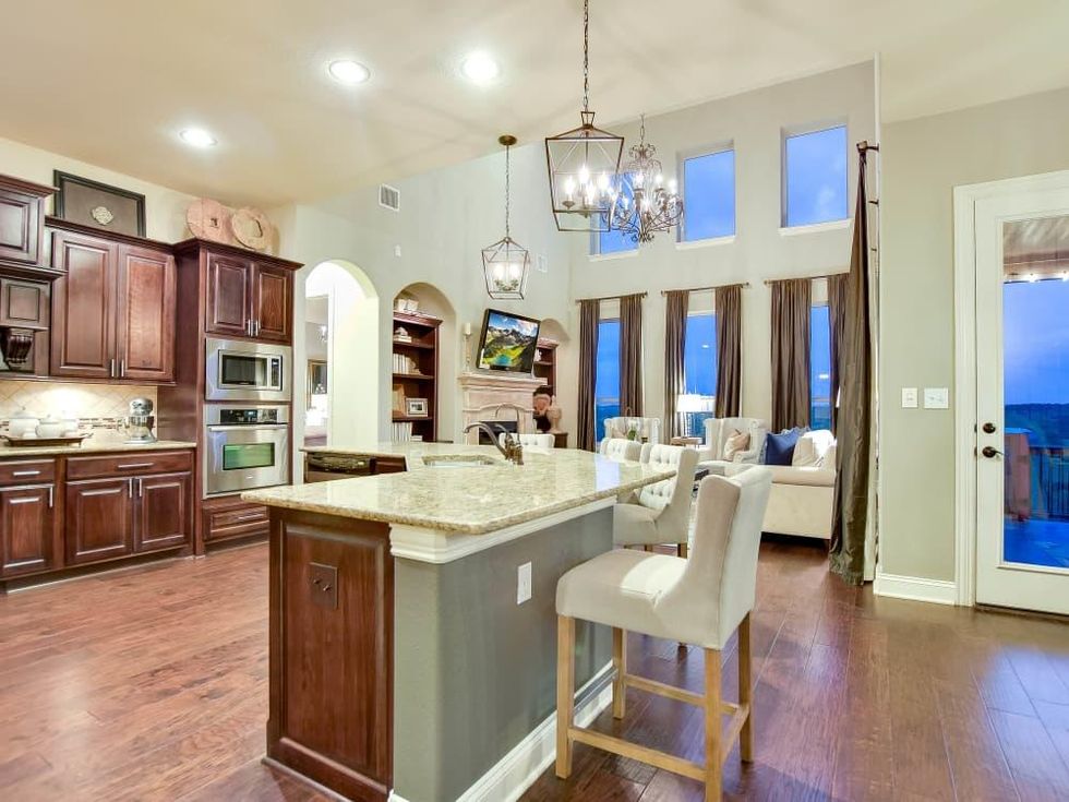 San Antonio house_1626 Sun Mountain