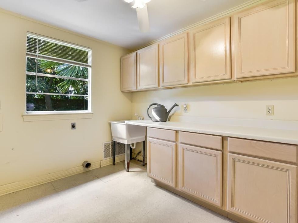 San Antonio house_180 E Elmview Pl