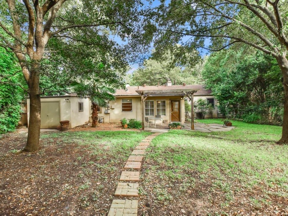 San Antonio house_180 E Elmview Pl