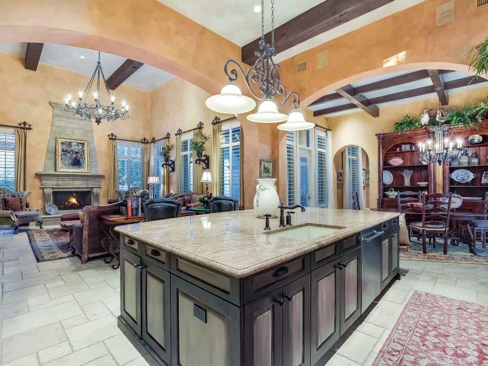 San Antonio house_2 Naples Ct