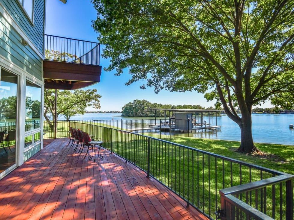 San Antonio house_218 Lakeview Dr