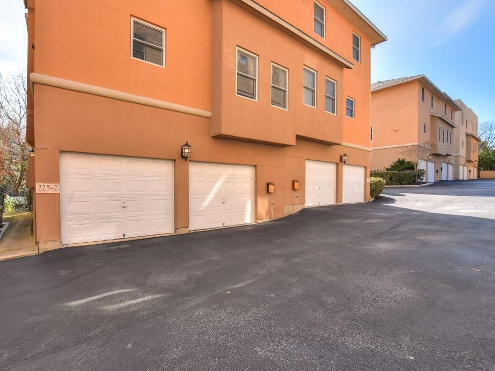 San Antonio house_225 East Mulberry Av.