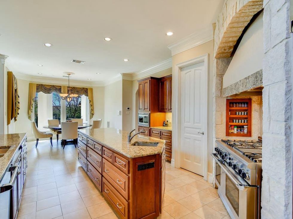 San Antonio house_4 Legends Ct