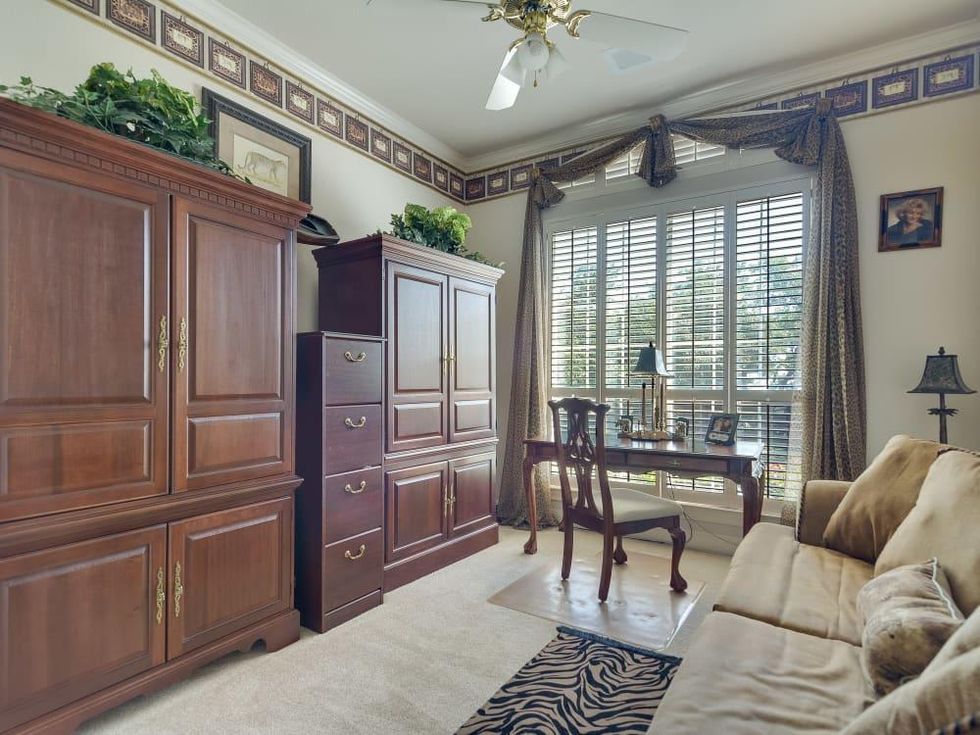 San Antonio house_5 Somerset Arms