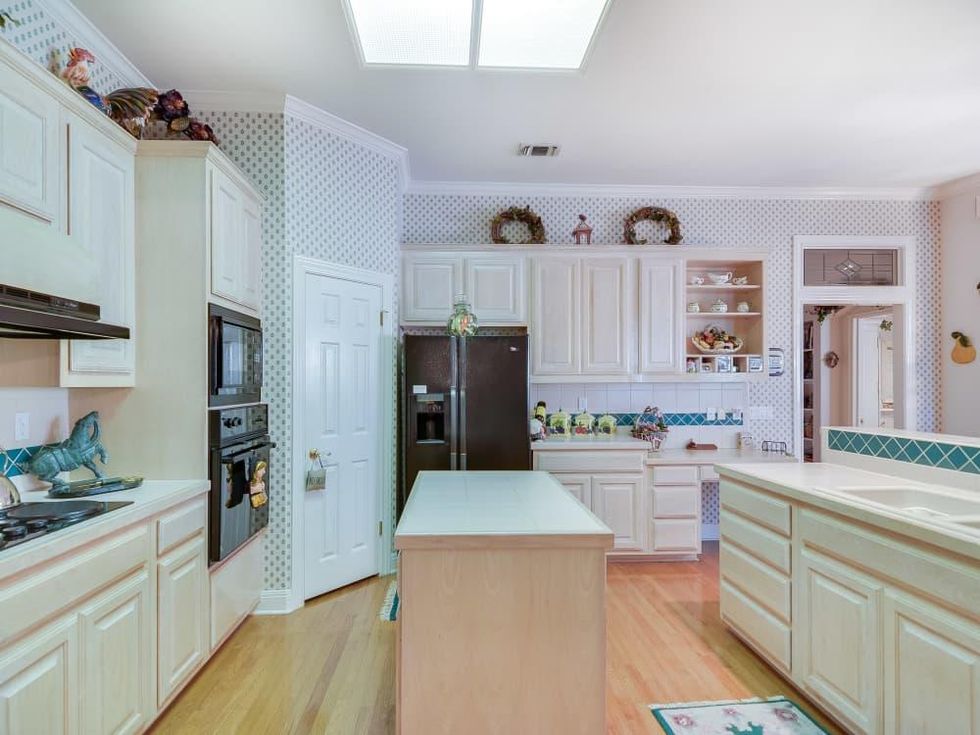 San Antonio house_5 Somerset Arms