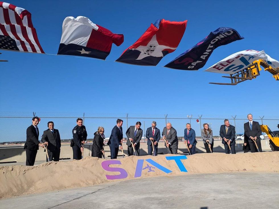San Antonio International Airport, terminal