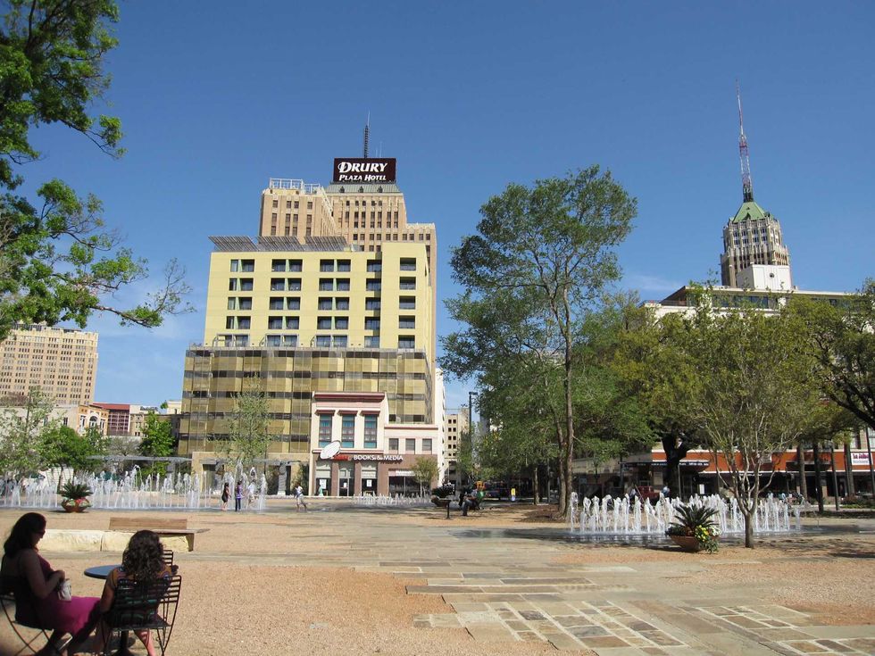 San Antonio Main Plaza 2009