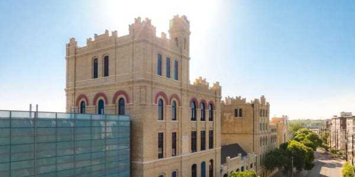 San Antonio Museum of Artwork acquires over 200 new works San Antonio Museum of Artwork acquires over 200 new works