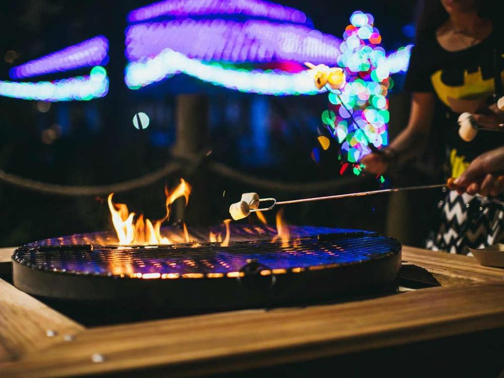 San Antonio Zoo Zoo Lights Christmas holiday display smores