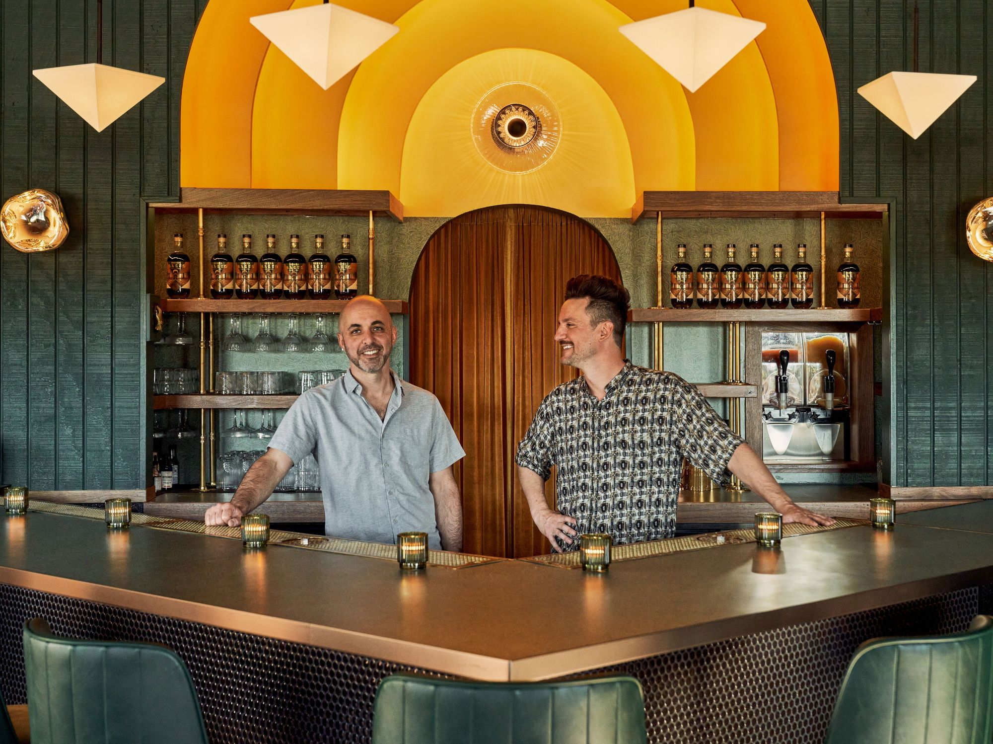 Senza Maeso Tasting Room and Bar