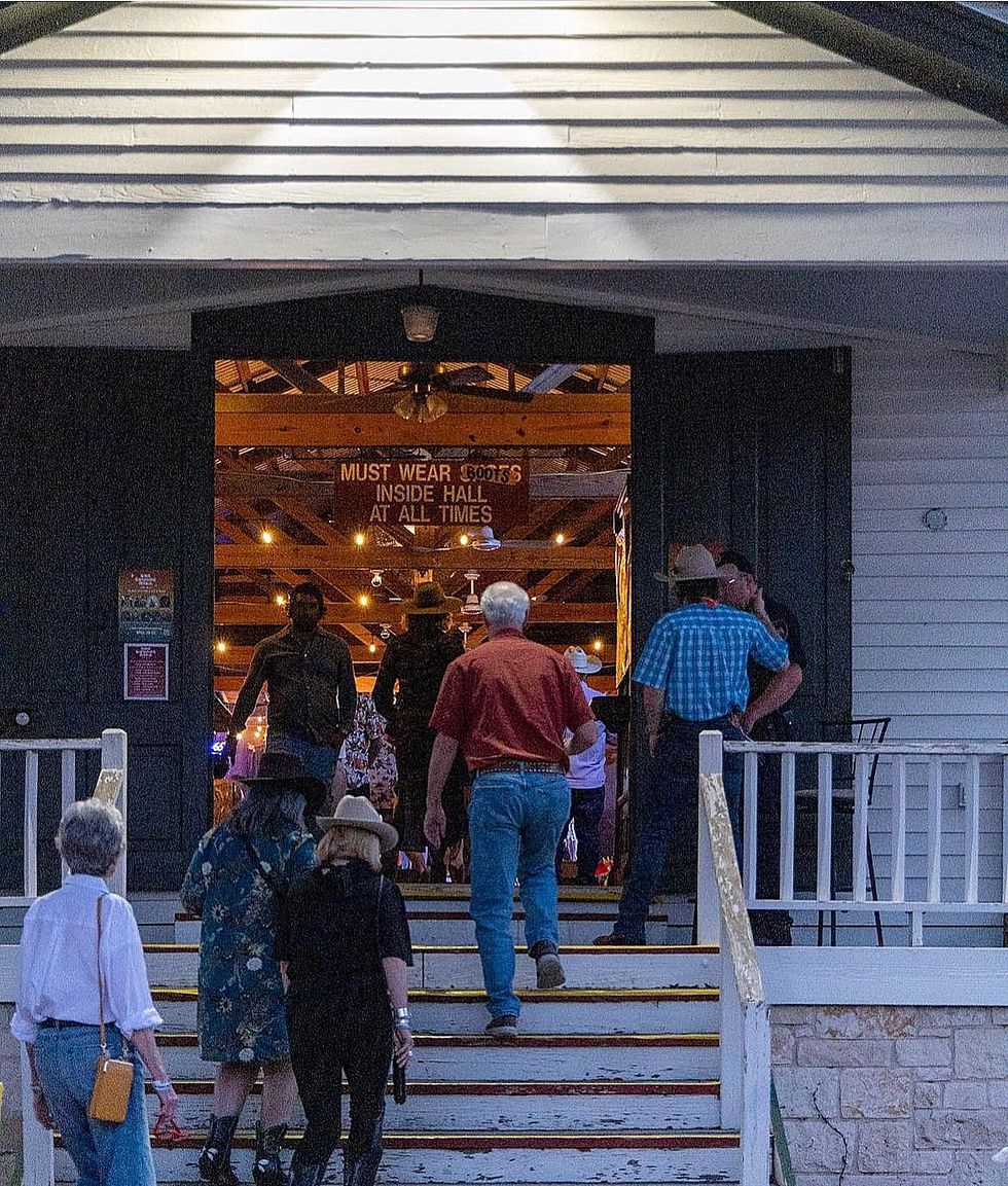 Stone Cellar round top
