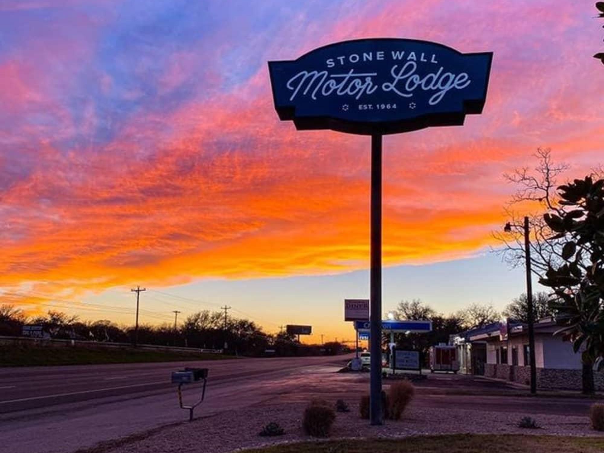 Stonewall Motor Lodge